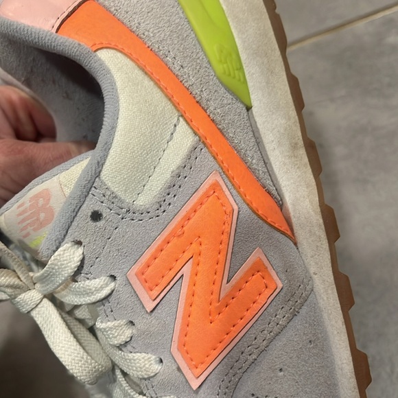New balance sneakers - Picture 5 of 5